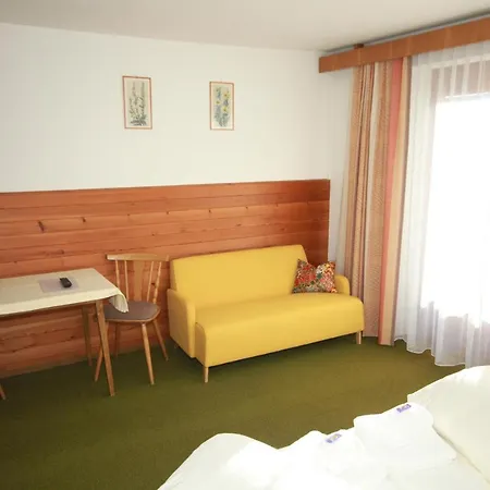 Haus Kristall Bach (Tyrol)