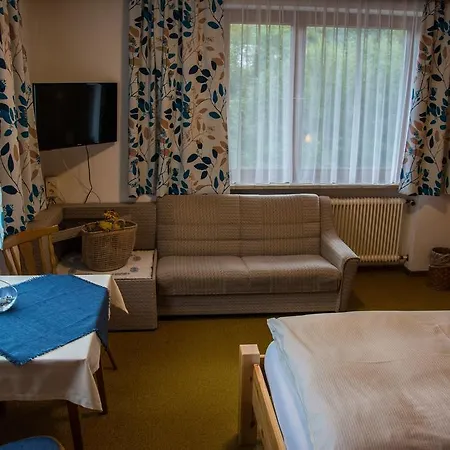 アパート Haus Kristall バッハ