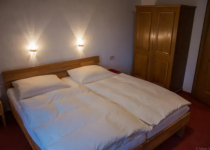 Apartament Haus Kristall Bach (Tyrol)