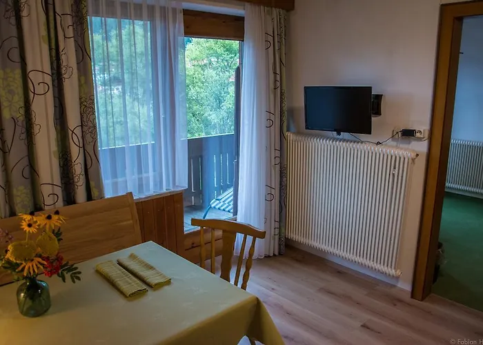 Apartament Haus Kristall Bach (Tyrol)