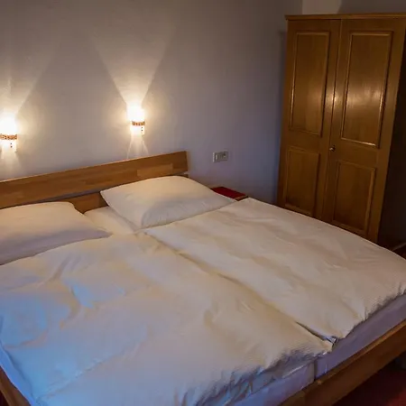 Apartament Haus Kristall Bach (Tyrol)