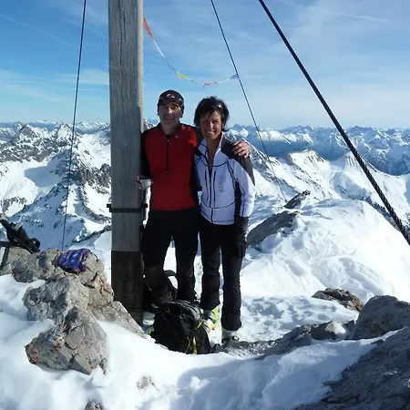 Apartament Haus Kristall Bach (Tyrol)