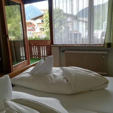 Haus Kristall Apartament Bach (Tyrol)