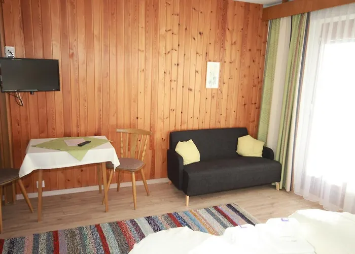 Haus Kristall Lägenhet Bach (Tyrol)